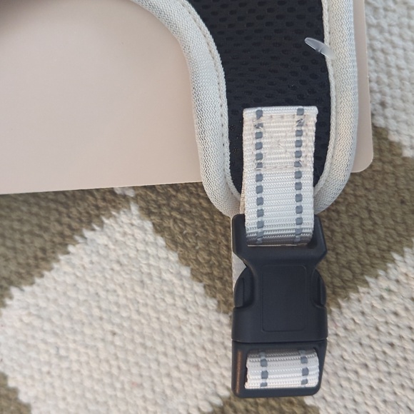 NWT Dog Harness - Medium - Picture 7 of 7